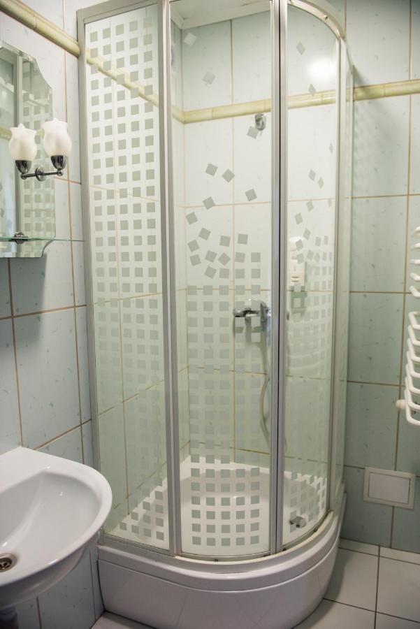 Hotel Paradiso Suchedniow Экстерьер фото