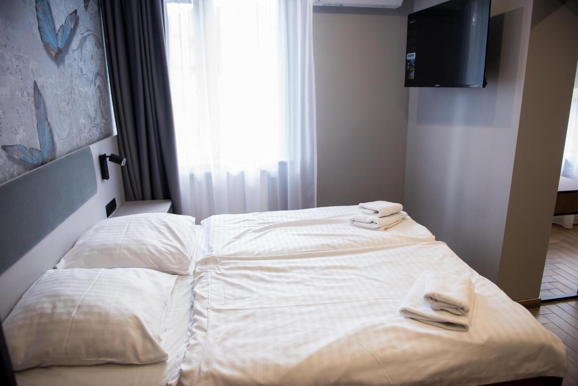 Hotel Paradiso Suchedniow Экстерьер фото