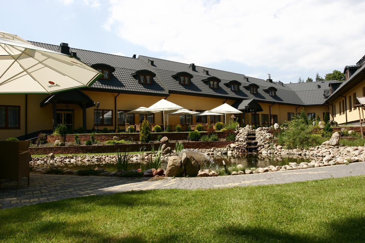 Hotel Paradiso Suchedniow Экстерьер фото